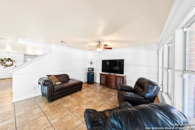 Listing photo id 6 for 9014 Camino Rey
