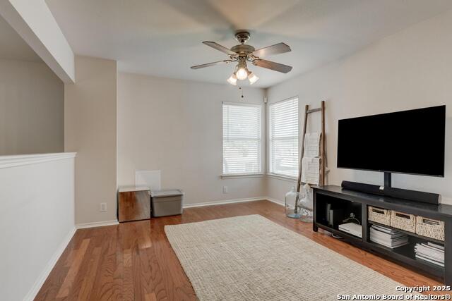 Listing photo id 9 for 6039 Woodway Ct.