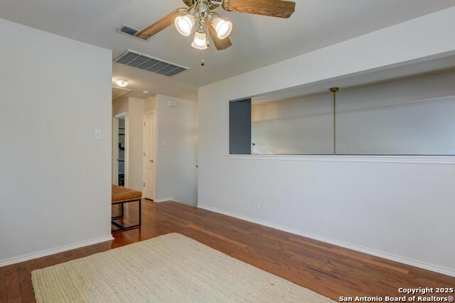 Listing photo id 27 for 6039 Woodway Ct.