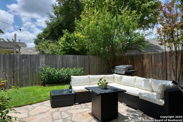 Listing photo id 32 for 6039 Woodway Ct.