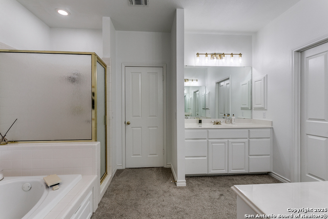 Listing photo id 16 for 18210 Crystal Ridge Dr.