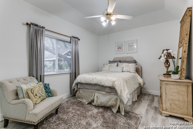 Listing photo id 19 for 18210 Crystal Ridge Dr.