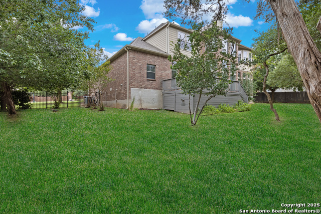 Image 25 of 32 For 27711 Woodway Bend