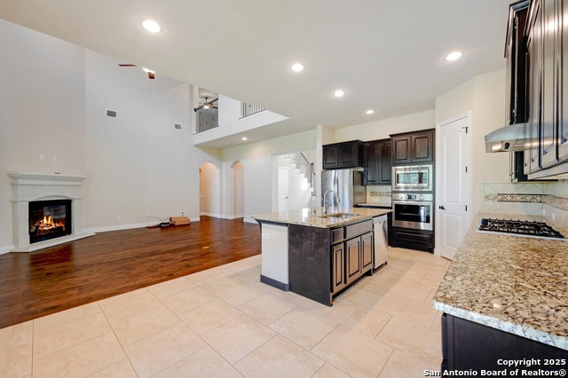 Listing photo id 17 for 25126 Estancia