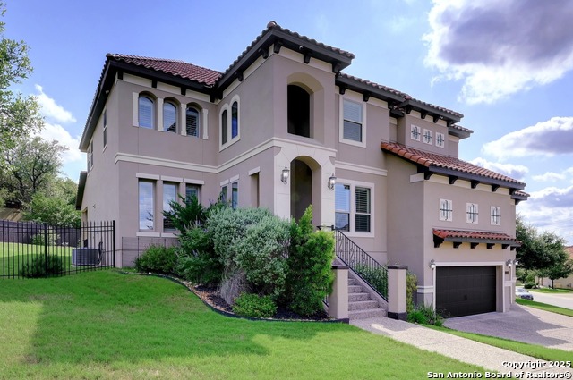 Listing photo id 1 for 25126 Estancia