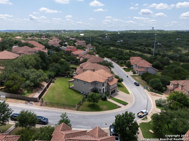 Listing photo id 38 for 25126 Estancia