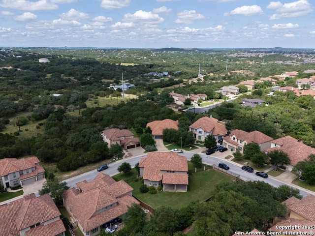 Listing photo id 42 for 25126 Estancia