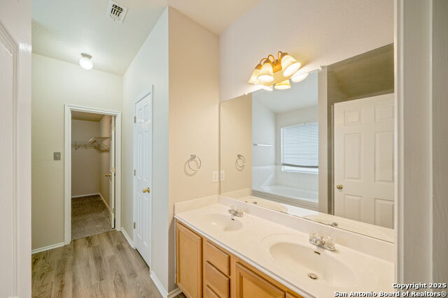 Listing photo id 16 for 6622 Carlsbad Rio