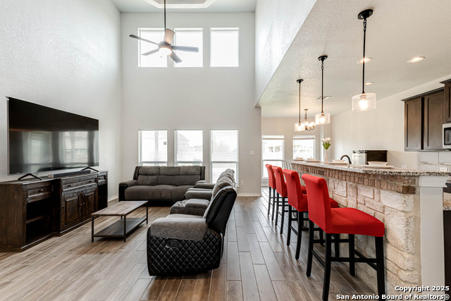 Listing photo id 12 for 7417 Cheyne Walk