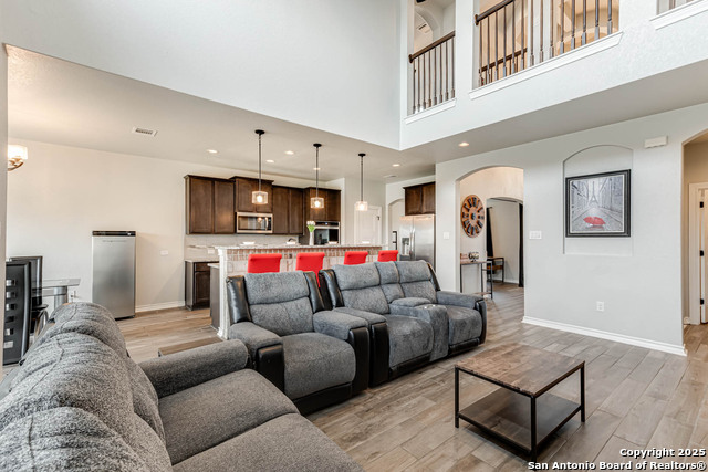 Listing photo id 17 for 7417 Cheyne Walk