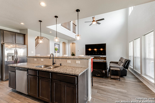Listing photo id 22 for 7417 Cheyne Walk
