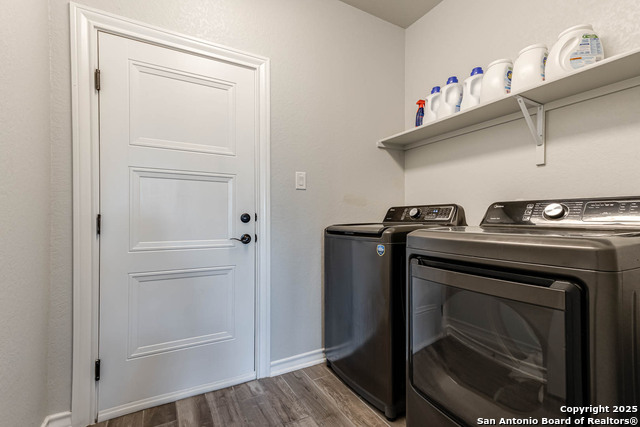 Listing photo id 30 for 7417 Cheyne Walk