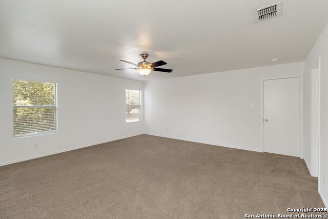 Listing photo id 13 for 9423 Maraval Creek