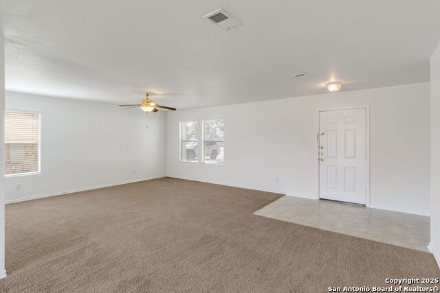 Listing photo id 6 for 9423 Maraval Creek