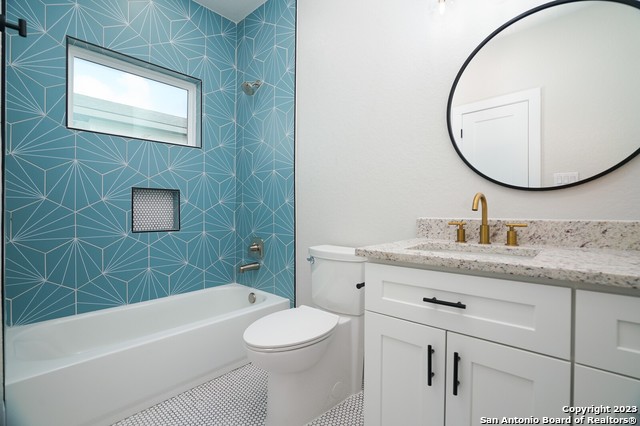 Image 11 of 34 For 343 Porter St  103