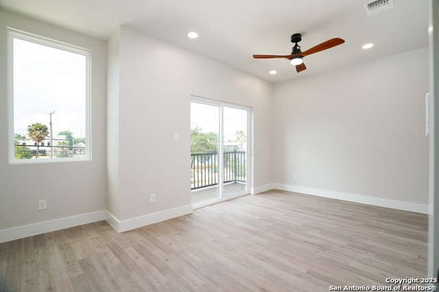 Image 6 of 34 For 343 Porter St  103