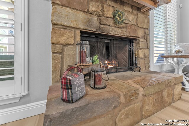 Listing photo id 12 for 1216 Windy Dawn