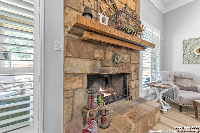 Listing photo id 13 for 1216 Windy Dawn