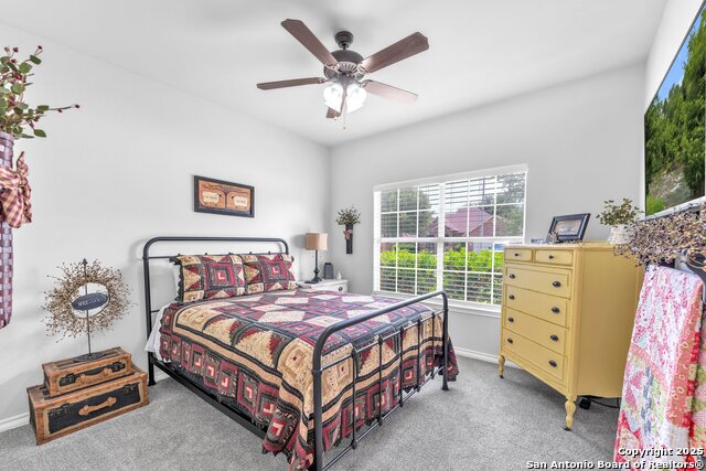 Listing photo id 33 for 1216 Windy Dawn