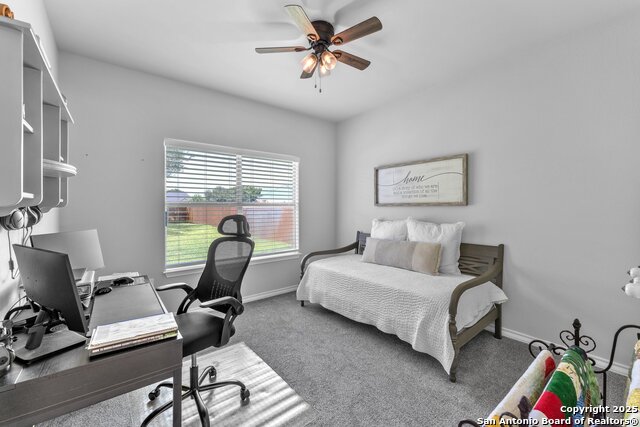 Listing photo id 35 for 1216 Windy Dawn