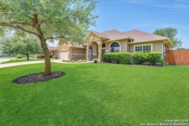 Listing photo id 2 for 1216 Windy Dawn