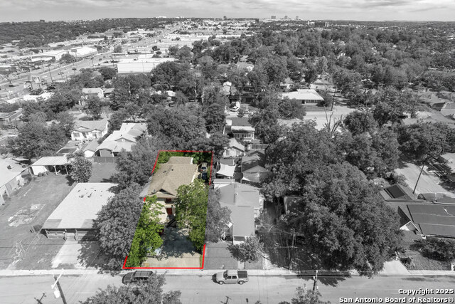 Image 13 of 18 For 2313 Fresno  