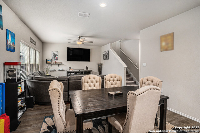 Listing photo id 9 for 7129 Pisces