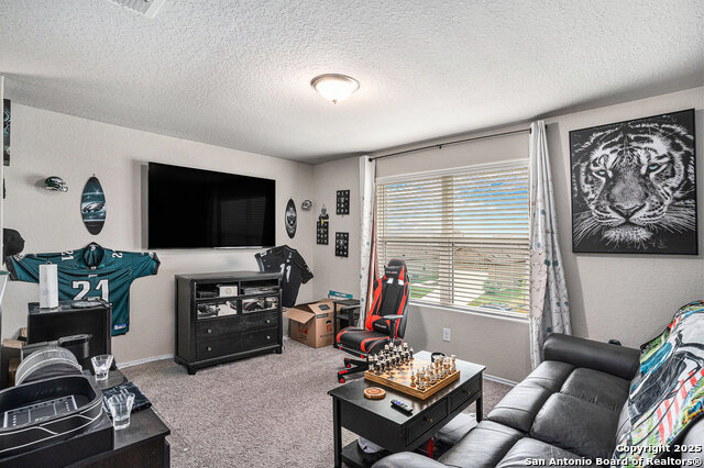Listing photo id 19 for 7129 Pisces