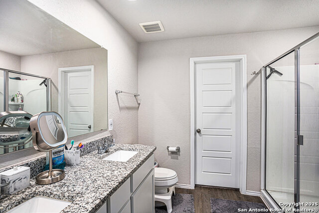 Listing photo id 24 for 7129 Pisces