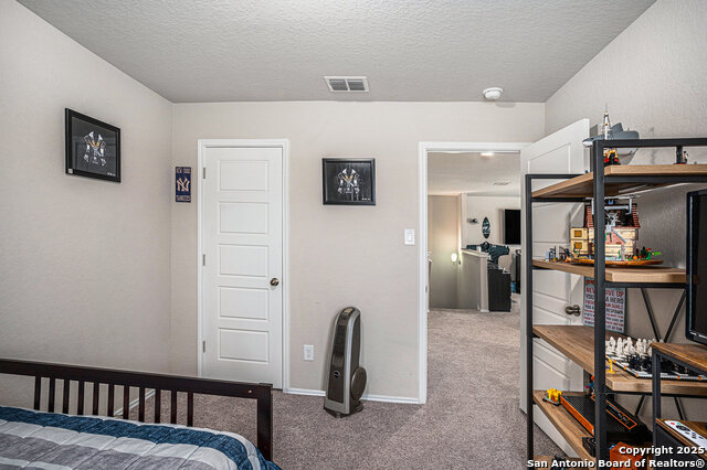 Listing photo id 30 for 7129 Pisces