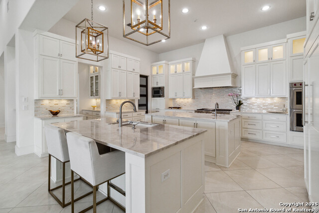 Listing photo id 10 for 23510 Avila