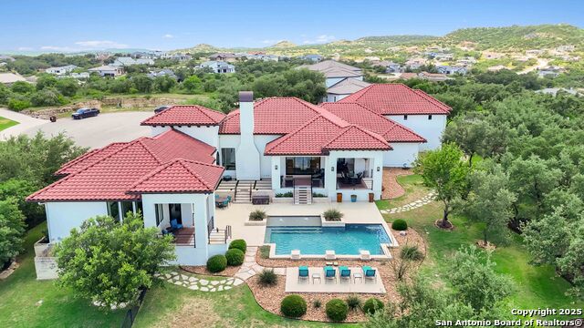 Listing photo id 0 for 23510 Avila