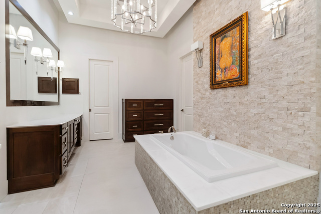 Listing photo id 23 for 23510 Avila