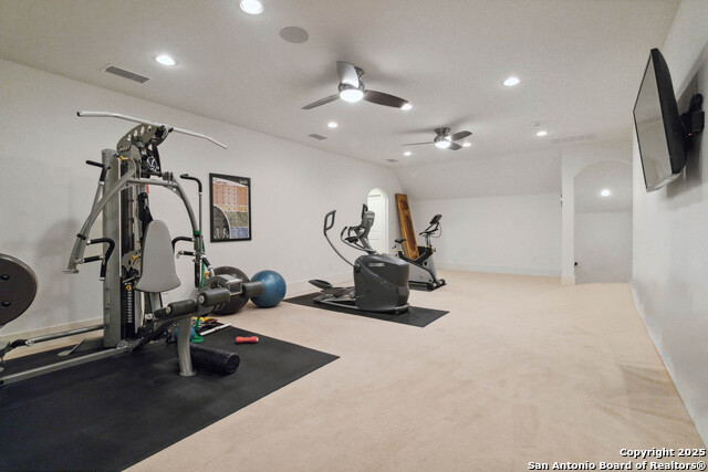 Listing photo id 38 for 23510 Avila