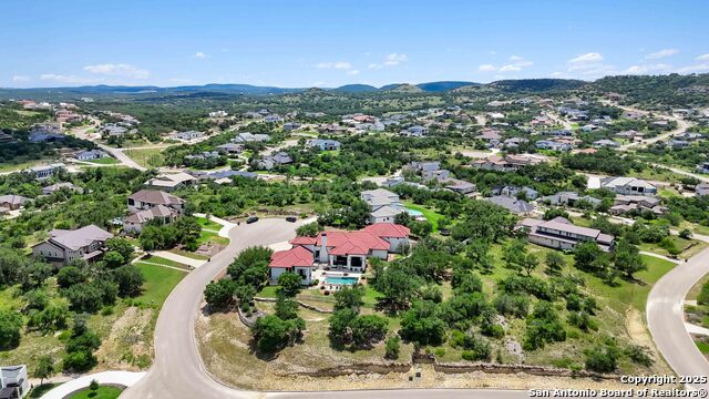 Listing photo id 54 for 23510 Avila