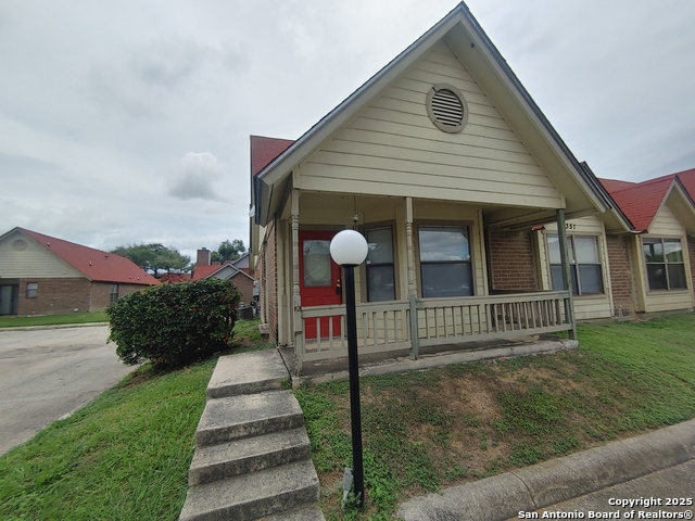 Details for 6351 Cambridge  4, San Antonio, TX 78218