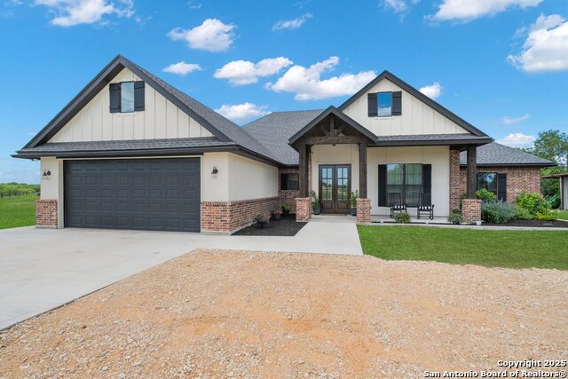 Details for 1212 Engler Dairy, Seguin, TX 78155