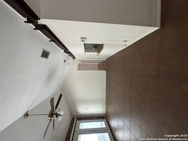 Image 4 of 22 For 5134 Mayspring