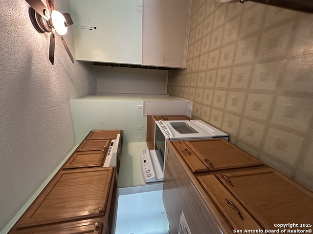 Image 8 of 22 For 5134 Mayspring