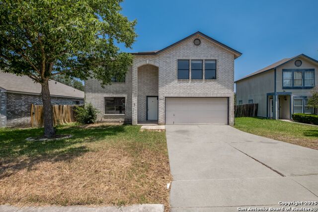 Listing photo id 1 for 6647 Beech Trail