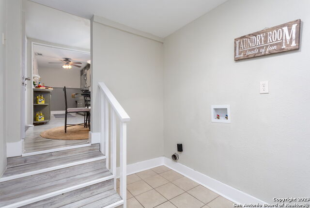 Listing photo id 12 for 305 Kendalia