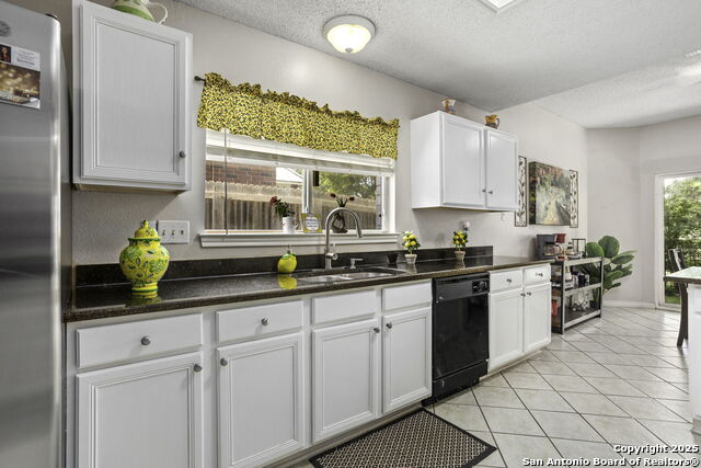 Listing photo id 13 for 2119 Border Mill