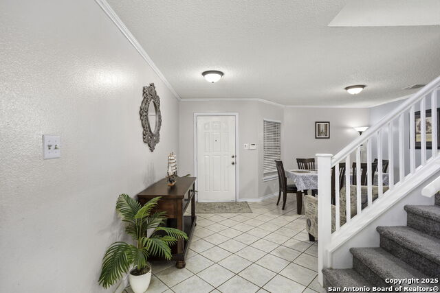 Listing photo id 3 for 2119 Border Mill