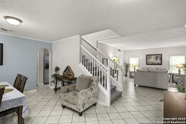 Listing photo id 5 for 2119 Border Mill