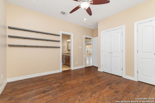 Listing photo id 14 for 22919 Hightop