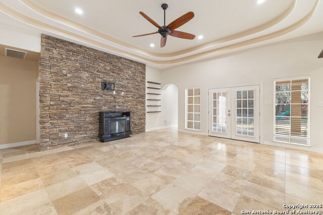 Listing photo id 4 for 22919 Hightop