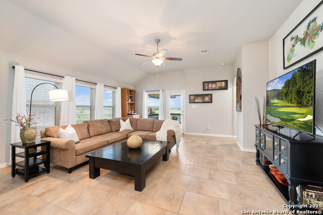 Listing photo id 11 for 1926 Kalli Jo Ln