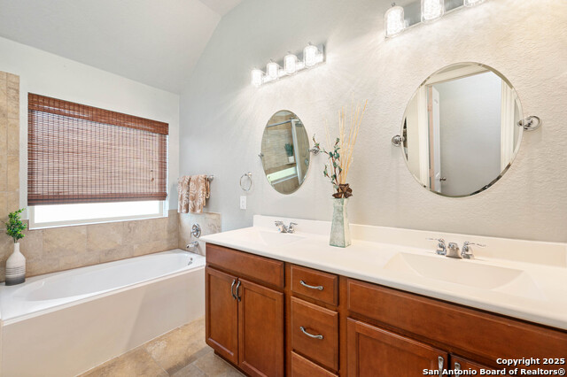 Listing photo id 15 for 1926 Kalli Jo Ln