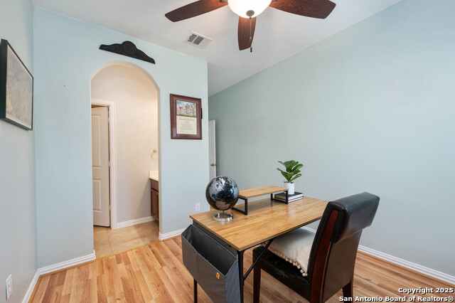 Listing photo id 18 for 1926 Kalli Jo Ln