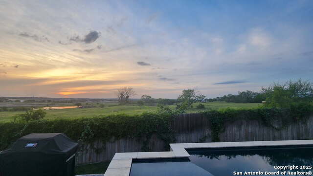 Listing photo id 32 for 1926 Kalli Jo Ln